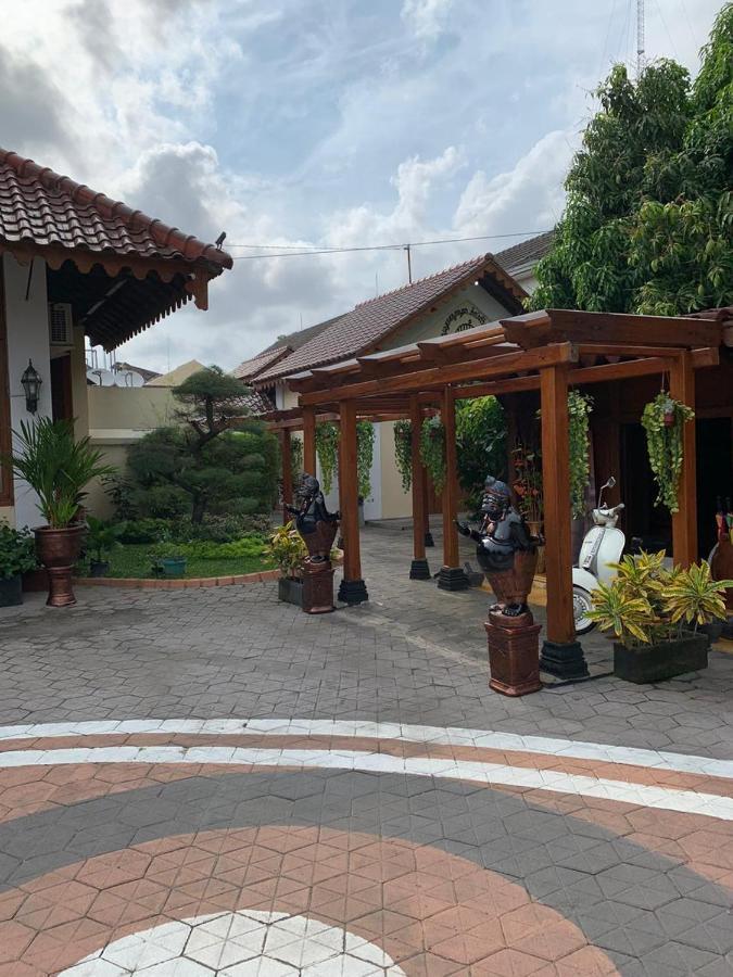 Dem Ayem Heritage Guest House Yogyakarta Luaran gambar