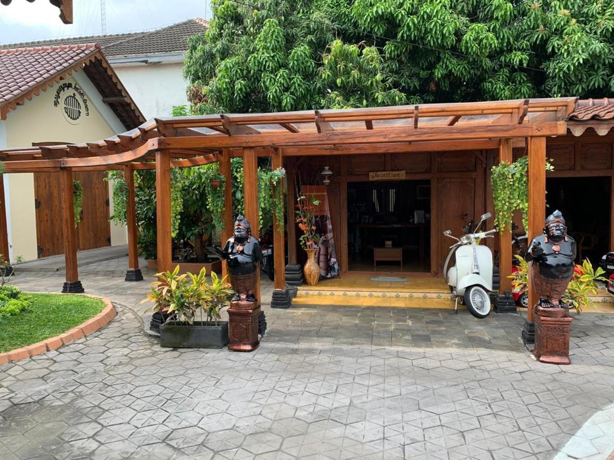 Dem Ayem Heritage Guest House Yogyakarta Luaran gambar