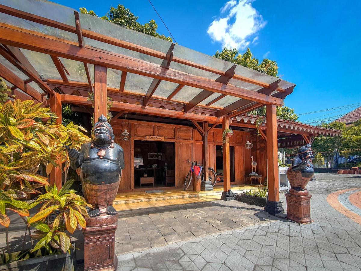 Dem Ayem Heritage Guest House Yogyakarta Luaran gambar